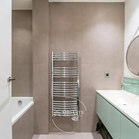 Luxury Eiffel 3br By Airsuite דירה